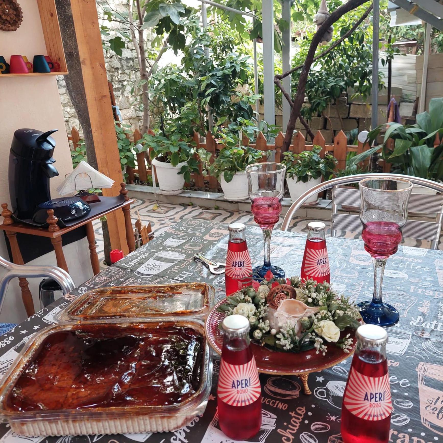 Guest House Flowers Berat Bagian luar foto